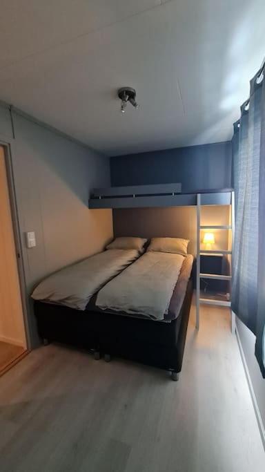 Arctic Lodge Tromvik With Jacuzzi Tromso Ngoại thất bức ảnh